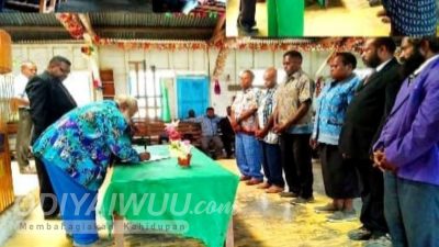 Ketua YPPGI Dogiyai Lantik Sejumlah Badan Pengurus dan Kepala Sekolah
