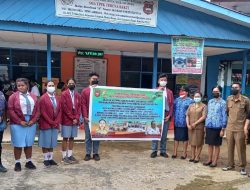 Keluarga Besar Alumni Teruna Bakthi dan SMA YPPK Jayapura Bantu Korban Banjir Jayapura