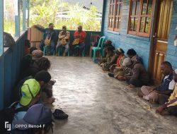 Bupati Yakobus Dumupa Bantu Rp 100 Juta untuk Biaya Transportasi Mahasiswa asal Dogiyai di Tiga Kota Studi