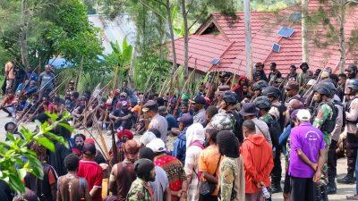 Dua Kelompok Warga di Kabupaten Tolikara Terlibat Bentrok Buntut Berebut Dana Desa