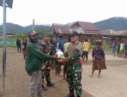 Dukung Potensi Pemuda di Bidang Olahraga Pihak Koramil dan Yonif 527 Obano Bantu Bola Voli