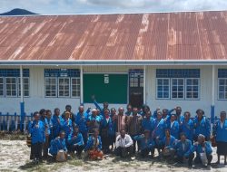 Sekolah Tinggi Katolik Touye Paapaa Deiyai Lepas 29 Mahasiswa Menjalani Praktek Kerja Lapangan