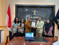 Karya Perdana 6 Mahasiswa Uncen Mendapatkan HaKI Usai Ciptakan Aplikasi Keuangan Koperasi