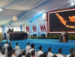 Pesan Presiden Prabowo Saat Melantik 961 Kepala Daerah di Istana Negara: Bela Kepentingan Rakyat