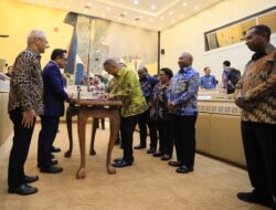 Velix Wanggai Kritik Pejabat Kementerian dan Usulkan 5 Agenda Strategis untuk Pegunungan Papua
