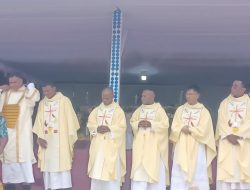 Tahbisan 5 Imam Baru, Bupati Dogiyai: Umat Katolik Berdoa Imam Orang Asli Jadi Uskup di Papua
