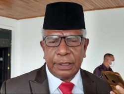 John Rettob Buka Suara Polemik Pembelian Pesawat Cesna dan Helikopter Milik Pemkab Mimika