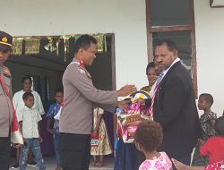 Al-Kitab, Bola Voli dan Sembako untuk Jemaat GPDI Yerikho Kampung Kandeo, Kabupaten Nduga
