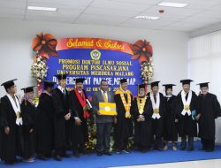 Teliti Peran Pendamping Desa, Putra Papua Ferry Pakage Raih Gelar Doktor di Malang