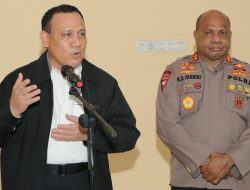 Kapolda Papua Mathius Fakhiri Dampingi Ketua KPK Lakukan Pemeriksaan Gubernur Enembe