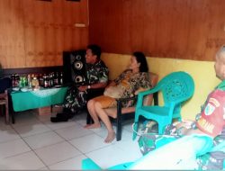 Tokoh Masyarakat di Tigi Jhoni Yanes Bahagia Dikunjungi Keluarga Besar Kodim 1703/Deiyai