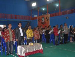Kodim 1703/Deiyai Penuhi Undangan Hadiri Ibadah Natal di Gereja Pentakosta Jema’at Imanuel Waghete