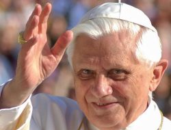 Misa Requiem Paus Emeritus Benediktus XVI Berlangsung di Basilika Santo Petrus Vatikan