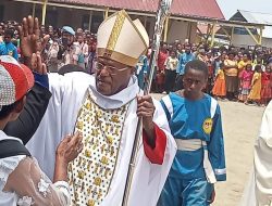 Mgr Yan You Saat Misa Syukur di Nabire: Tahbisan Uskup Pertama Orang Asli Papua Adalah Peristiwa Iman