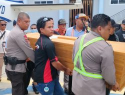 Dua Jenazah Korban Pembunuhan Orang Tak Dikenal di Dekai Tiba di Bandara Sentani
