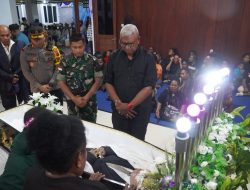 Jenazah Tom Beanal Tiba di Timika, John Rettob: Bapa Tom Adalah Orang Besar Amungme dan Tokoh Papua