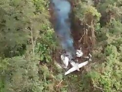 Pesawat SAM Air Berpenumpang 6 Orang Jatuh 12 KM Arah Timur Bandara Elelim, Kabupaten Yalimo