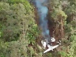 Tim SAR Berhasil Gapai Lokasi Jatuhnya Pesawat SAM Air di Welarek, Kabupaten Yalimo