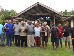 Masyarakat Iwon, Kabupaten Jayapura Hibahkan Lahan Untuk Dibangun Tower Telkomsel dan BTS Bakti Kominfo Non 3T