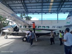 Pesawat Smart Air yang Membawa 7 Brimob Ditembak di Bandara Pogapa, Kabupaten Intan Jaya