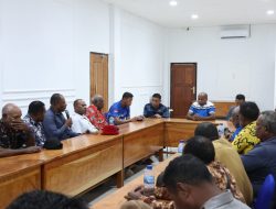 Kapolda Papua Mathius Fakhiri Dengar Aspirasi Perwakilan 5 Suku di Kabupaten Sarmi