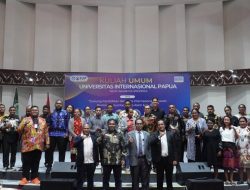 Kuliah Umum di Universitas Internasional Papua, Samuel Tabuni Ajak Mahasiswa Jadikan Membaca Sebagai Kebutuhan