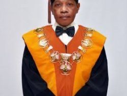 Oscar Wambrauw Terpilih Kembali Sebagai Rektor Universitas Cenderawasih Periode 2023-2027