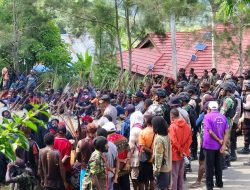 Dua Kelompok Warga di Kabupaten Tolikara Terlibat Bentrok Buntut Berebut Dana Desa