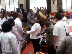 Penjabat Gubernur Ribka Haluk Gelontorkan Rp 3 Miliar Saat Membuka Pesparani Perdana Papua Tengah