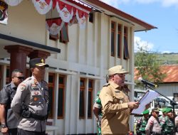 Hari Terakhir Masa Tugasnya, Penjabat Bupati Marthen Kogoya Pimpin Apel Dalam Rangka Pengamanan Pemilu