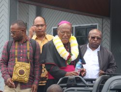 Uskup Jayapura Mgr Yanuarius You: Umat Paroki Kristus Sahabat Kita Nabire Tetap di Hati Saya