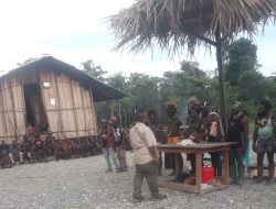 Melkianus Mote Serahkan Uang Bayar Denda Rp 102 Juta Untuk Ringankan Beban Keluarga Besar Bouwabado