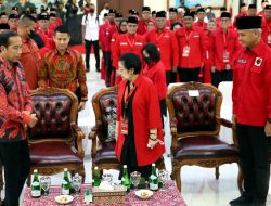 Mega Pidato Sikapi Dinamika Politik Nasional Siang Ini: Jokowi Sebut Tantangan Sangat Besar dan Ganjar Mengaku Rakyat Mulai Gelisah