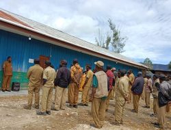 Dinas PMK Deiyai Gelar Apel Gabungan Akhir Tahun Menutup Kegiatan Pelayanan Seluruh Pemerintahan Kampung