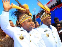 Mantan Gubernur Lukas Enembe dan Klemen Tinal Sosok Pemimpin Bertangan Dingin: Besok Pagi Jenazah Enembe Tiba di Papua