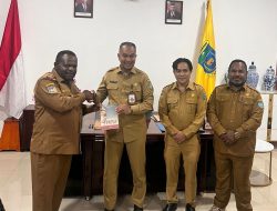 Sekda Tolikara Yosua Douw Beberkan Sejumlah Agenda Saat Audiensi Dengan Penjabat Gubernur Velix Wanggai