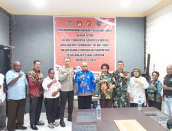 Penjabat Bupati Dogiyai Petrus Agapa Teken Naskah Hibah Pemilu dan Pilkada Serentak Dengan KPUD dan TNI-Polri