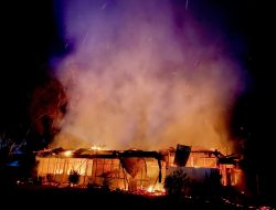 Kantor Dinas Perdagangan, Industri, dan Koperasi Kabupaten Kepulauan Yapen Ludes Terbakar