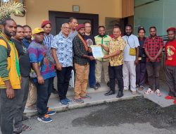 Dianggap Hina Uskup Jayapura, Anggota MRP Papua Pegunungan Ismail Asso Dilaporkan ke Polda