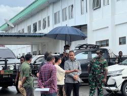 Penjabat Gubernur Papua Pegunungan Velix Wanggai Sambangi RSUD Wamena Guna Memastikan  Rumah Sakit Beroperasi Kembali