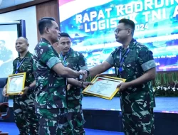 Lanud Yohanis Kapiyau Timika Raih Penghargaan dari TNI-AU Atas Prestasi Lakukan Penghematan Energi Listrik