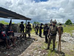 Aparat Gabungan Sita Sajam Dua Kelompok yang Bentrok di Kenyam, Kabupaten Nduga