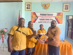 Wartawan Senior Papua Tengah Emanuel You Daftarkan Diri Sebagai Calon Bupati Kabupaten Paniai