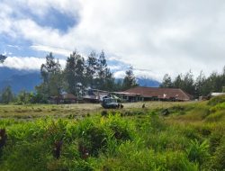Jenazah Korban Penembakan di Intan Jaya dan Seorang Guru Asal NTT Bersama Dua Anaknya Berhasil Dievakuasi ke Kabupaten Mimika