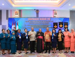 Kapolda Papua Mathius Fakhiri Hadiri Pembukaan Konferensi Daerah VIII WKRI Keuskupan Jayapura