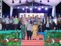 Kebaktian Kebangunan Rohani di Nabire Menuju Menuju Pilkada Damai 2024 di Tanah Papua