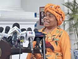 Saat Bertemu Presiden, Ketua MRP Papua Nerlince Wamuar Minta Istana Negara Dibangun di Jayapura