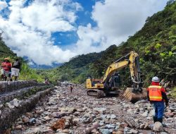 PT Freeport Indonesia Perbaiki Jalan dan Jembatan Rusak di Tembagapura Akibat Rusak Diterjang Banjir