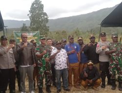 Warga Kolaitaga Hibahkan Tanah untuk Bangun Markas Koramil Bibida Kodim Deiyai