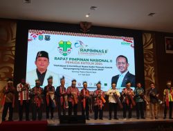 Wakili Presiden Joko Widodo, Menteri Investasi Bahlil Lahadalia Buka Rapimnas II Pemuda Katolik di Sorong